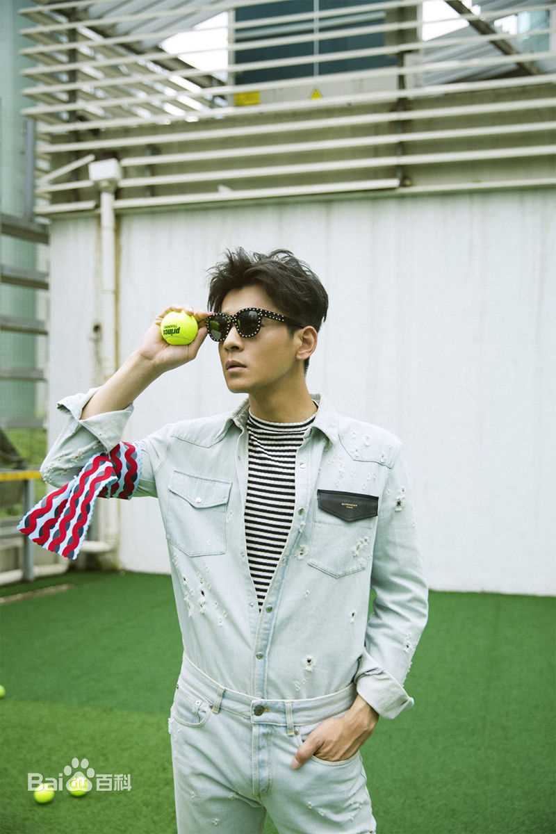 乔振宇(Qiao Zhenyu)时尚星秀图册