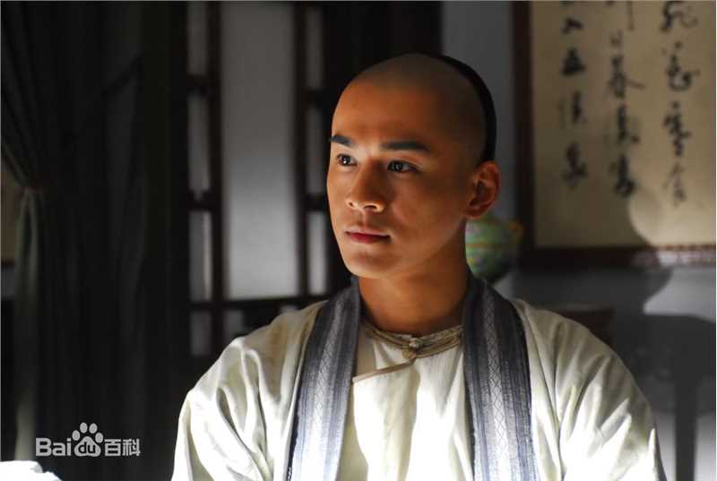 最优质乔振宇(Qiao Zhenyu)在电视剧《书剑恩仇录》饰陈家洛&福康安中的