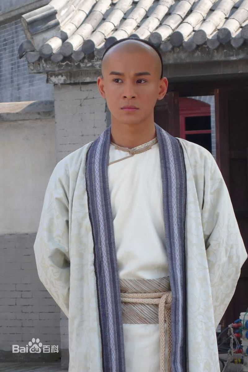 最优质乔振宇(Qiao Zhenyu)在电视剧《书剑恩仇录》饰陈家洛&福康安中的