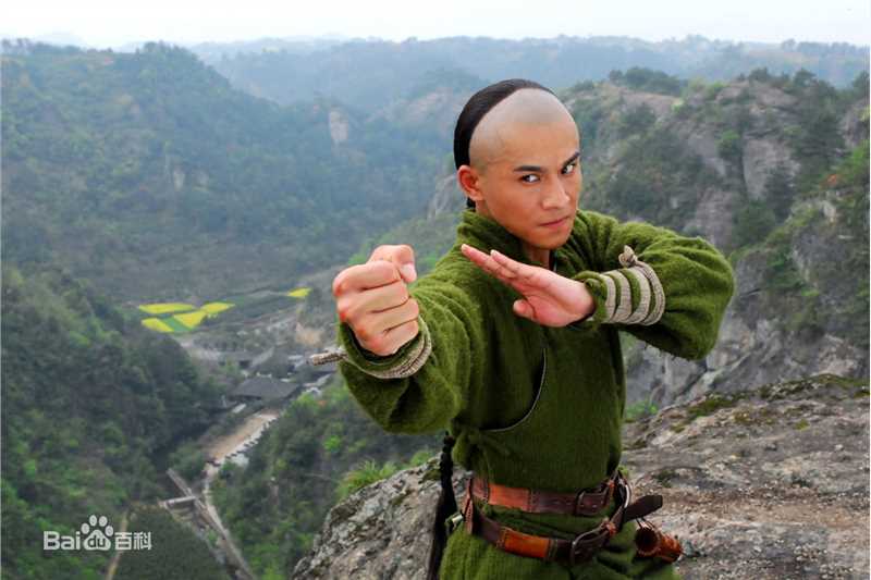 最优质乔振宇(Qiao Zhenyu)在电视剧《书剑恩仇录》饰陈家洛&福康安中的