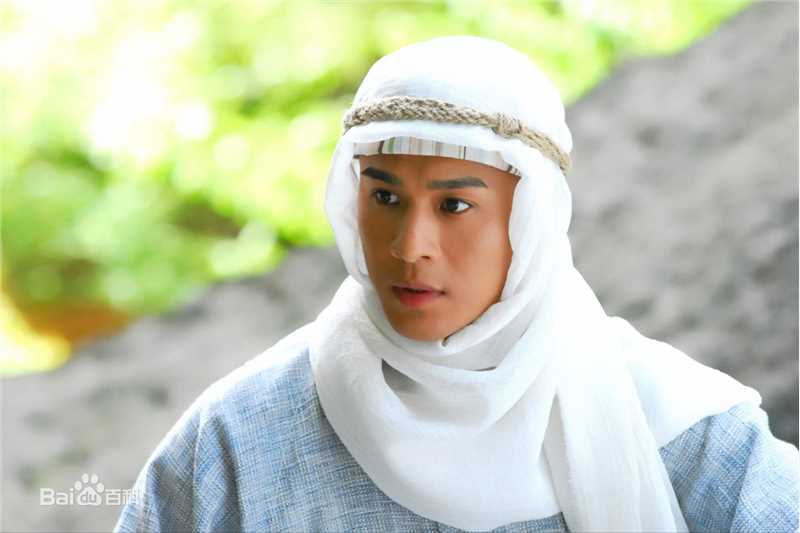 最优质乔振宇(Qiao Zhenyu)在电视剧《书剑恩仇录》饰陈家洛&福康安中的