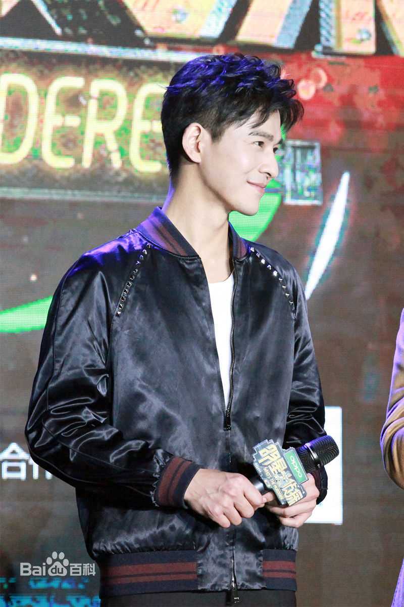 乔振宇(Qiao Zhenyu)170108芒果TV明星大侦探第二季性感图片图集