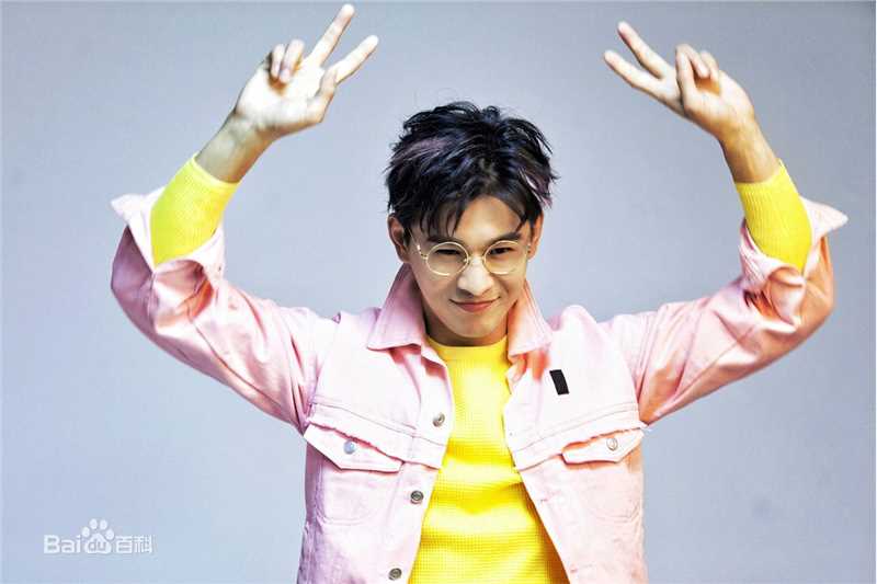 乔振宇(Qiao Zhenyu)170108芒果TV明星大侦探第二季性感图片图集