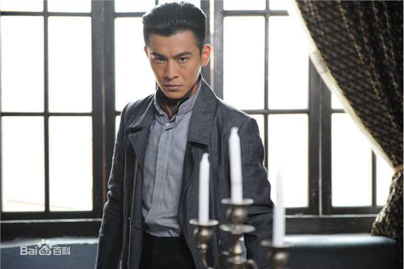 最优质乔振宇(Qiao Zhenyu)在电视剧《烽火佳人》饰周霆琛中的相册