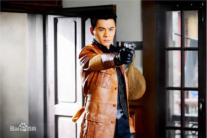 最优质乔振宇(Qiao Zhenyu)在电视剧《烽火佳人》饰周霆琛中的相册