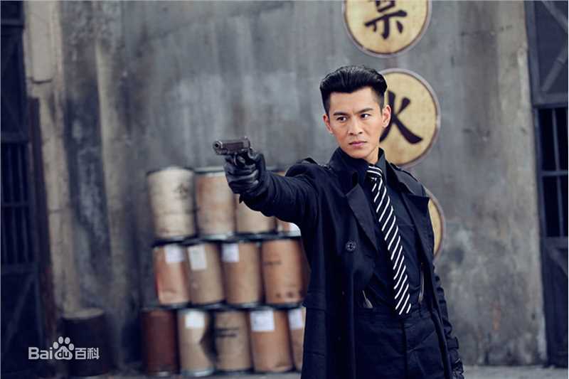 最优质乔振宇(Qiao Zhenyu)在电视剧《烽火佳人》饰周霆琛中的相册