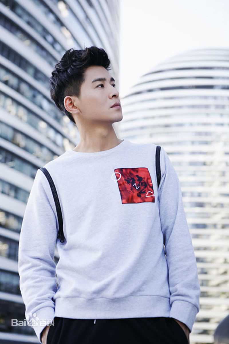 乔振宇(Qiao Zhenyu)JEEN+Q壁纸壁纸