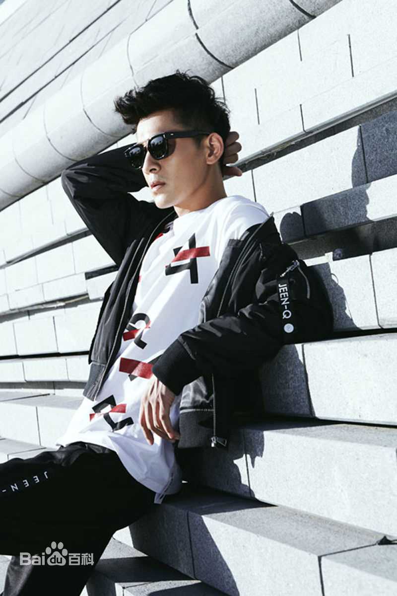 乔振宇(Qiao Zhenyu)JEEN+Q壁纸壁纸