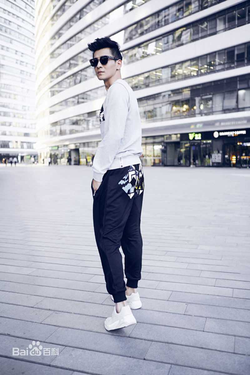 乔振宇(Qiao Zhenyu)JEEN+Q壁纸壁纸