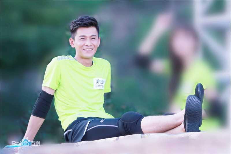 乔振宇(Qiao Zhenyu)150915深圳卫视中韩梦之队生活照