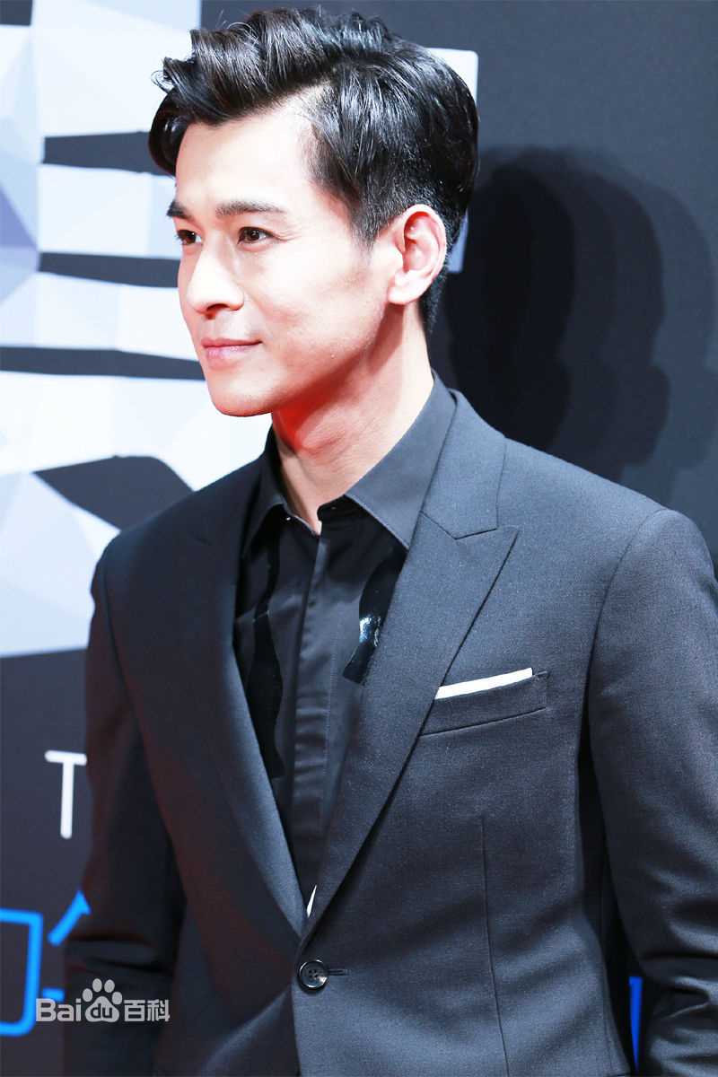 乔振宇(Qiao Zhenyu)151113芭莎男士品位成功年度人物颁奖盛典生活照相册