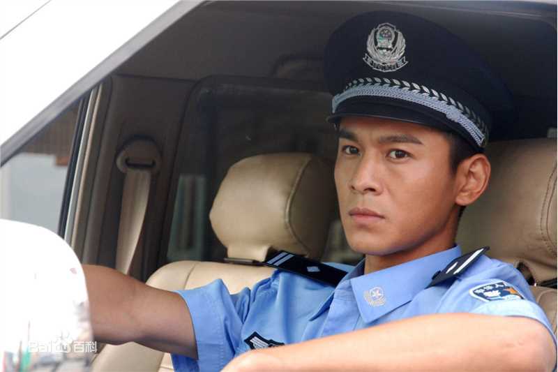 高清乔振宇(Qiao Zhenyu)在电视剧《不能没有家》饰霍雷中的图册