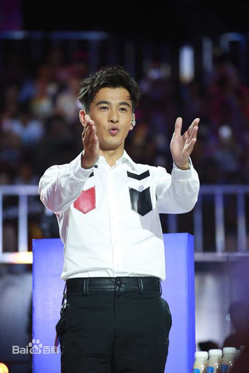 乔振宇(Qiao Zhenyu)160709芒果TV超级女声全国总决赛第二场前后照片