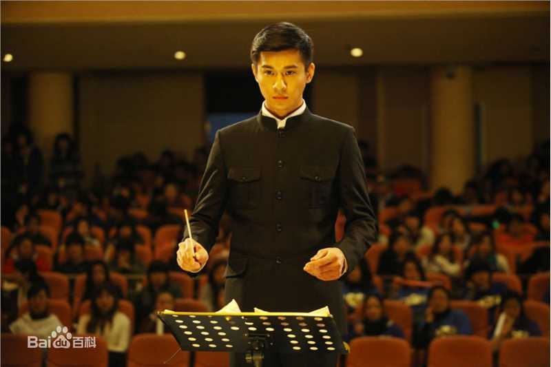 最全乔振宇(Qiao Zhenyu)在电影《恋爱通告》饰慕凡中的壁纸