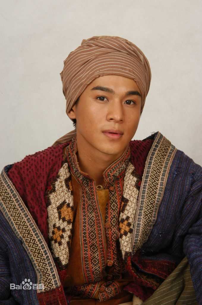 乔振宇(Qiao Zhenyu)定妆照性感图片图集