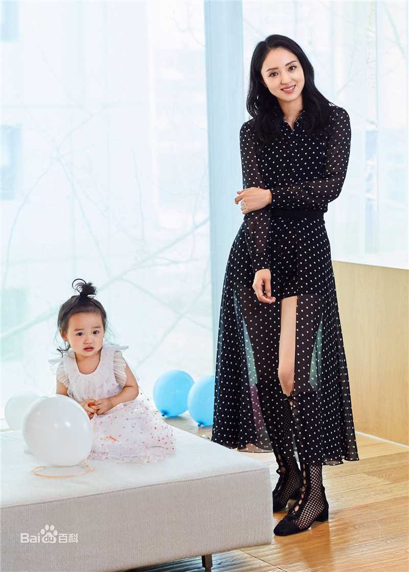 董璇(Dong Xuan)最新酒窝母亲节壁纸