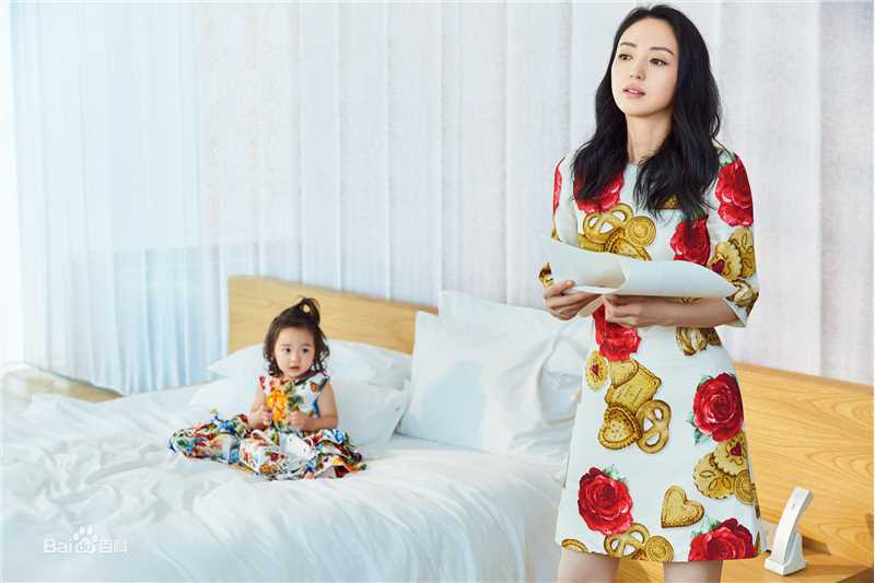 董璇(Dong Xuan)最新酒窝母亲节壁纸