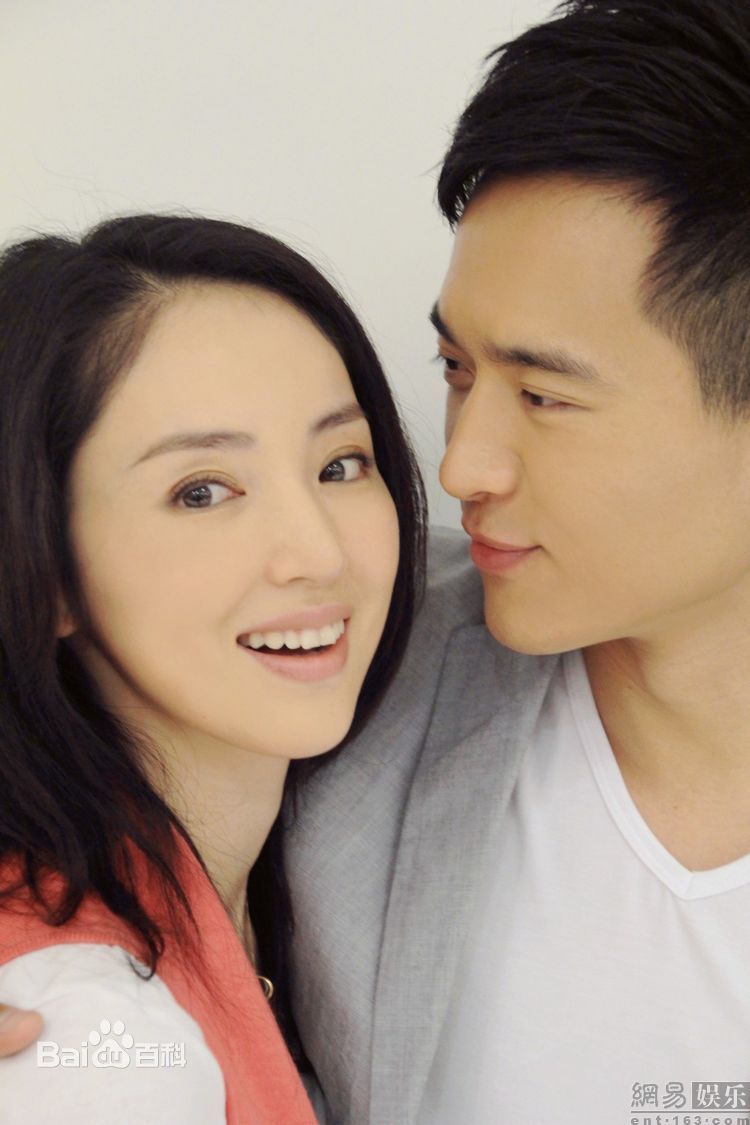 董璇(Dong Xuan)与丈夫高云翔图片图册
