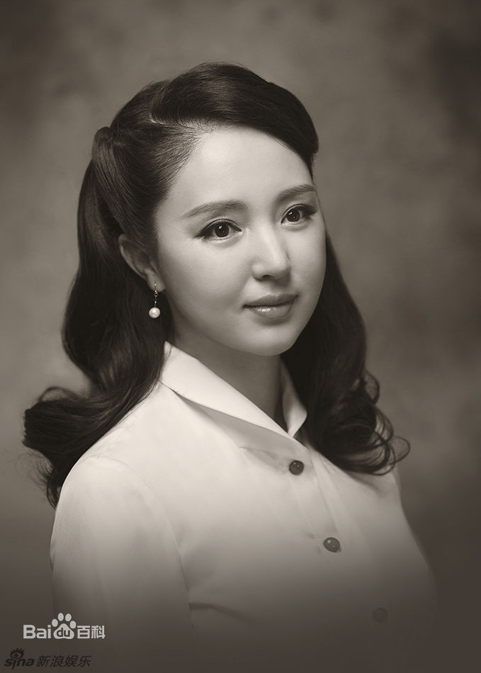 董璇(Dong Xuan)全家福生活照