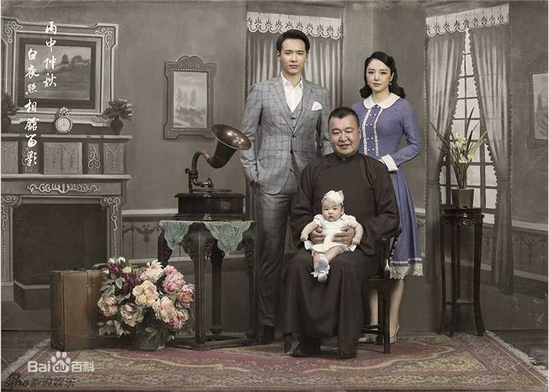 董璇(Dong Xuan)全家福生活照