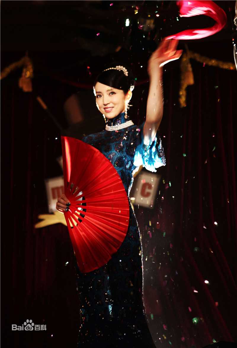 最全董璇(Dong Xuan)在《我爷爷和奶奶的故事》饰演蓝影中的相册