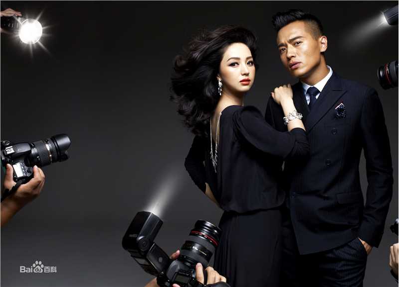 精选董璇(Dong Xuan)在《精品购物指南》中的图册