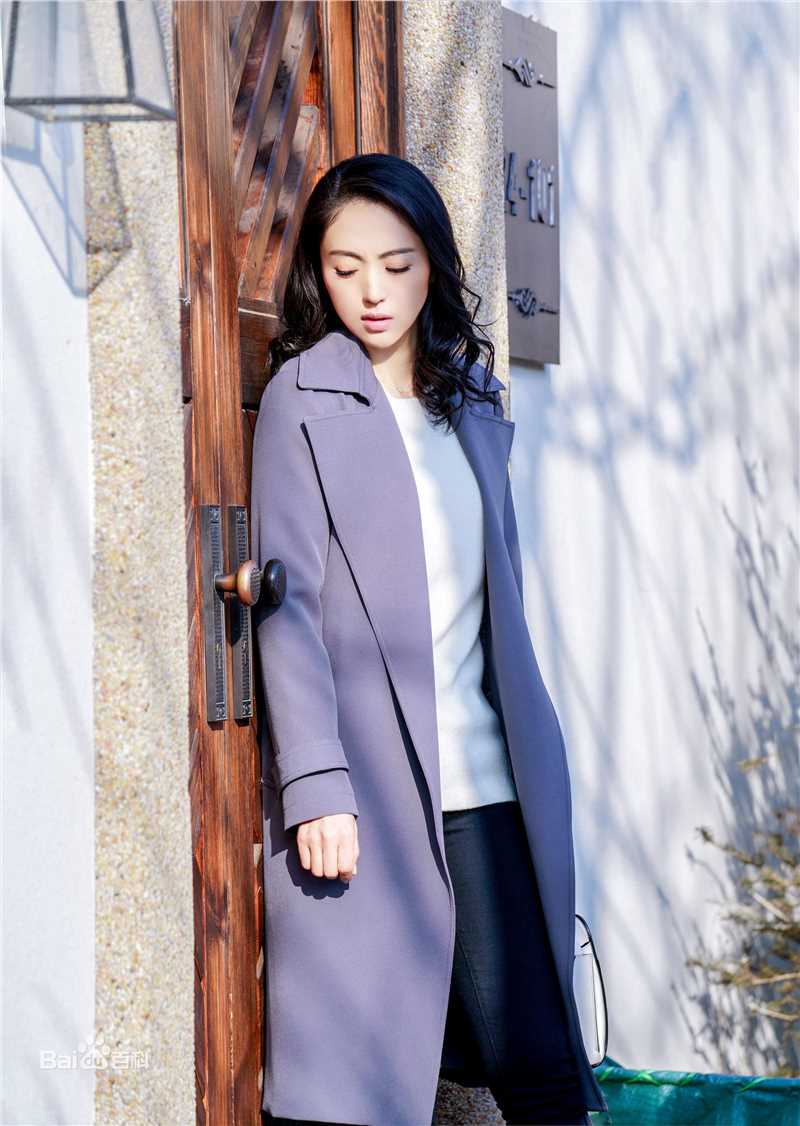 最优质董璇(Dong Xuan)在《阿那亚恋情》饰演顾若中的相册