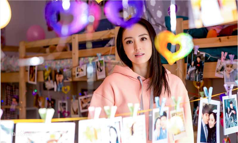 最优质董璇(Dong Xuan)在《阿那亚恋情》饰演顾若中的相册