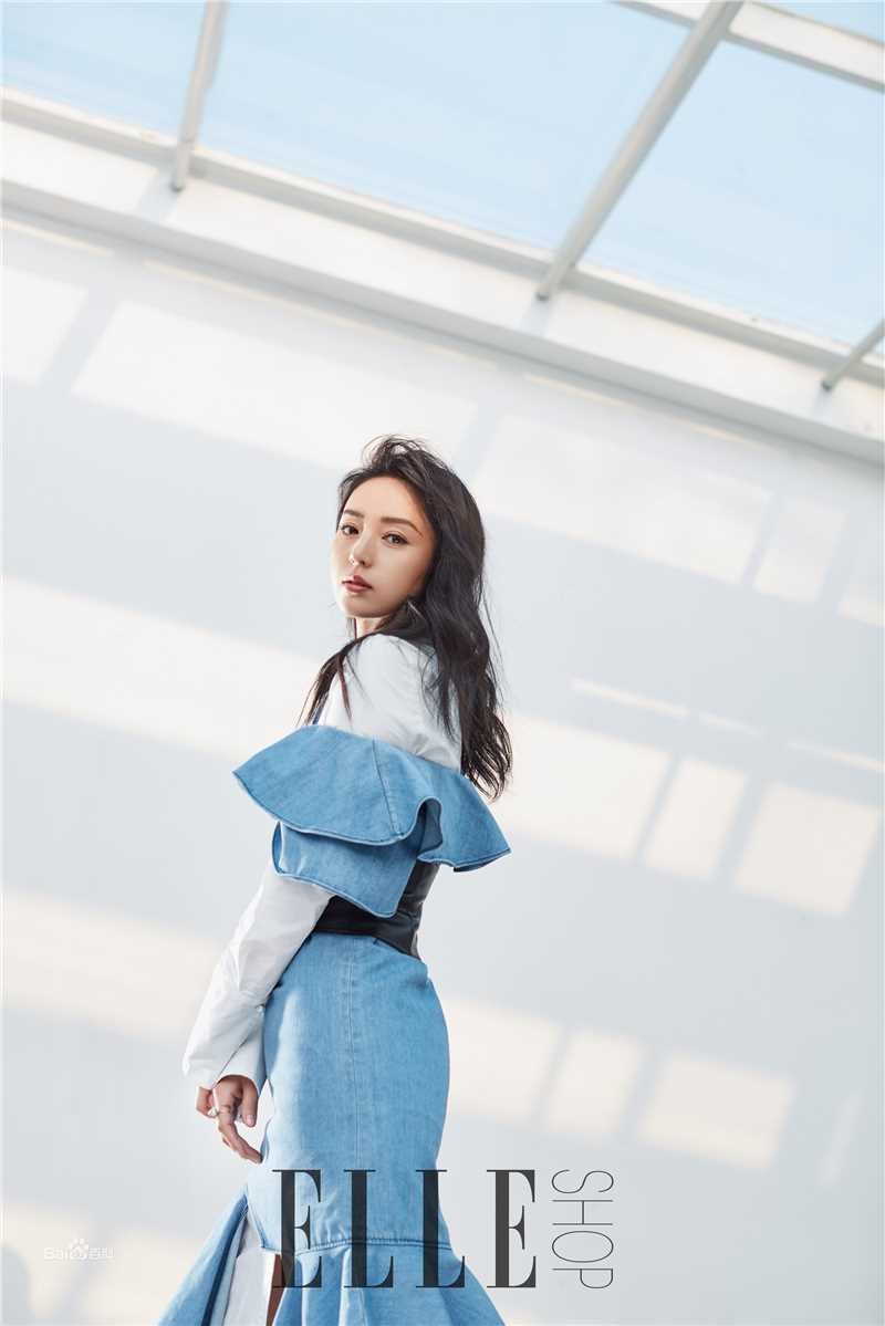 最优质董璇(Dong Xuan)在《ELLESHOP》中的相册