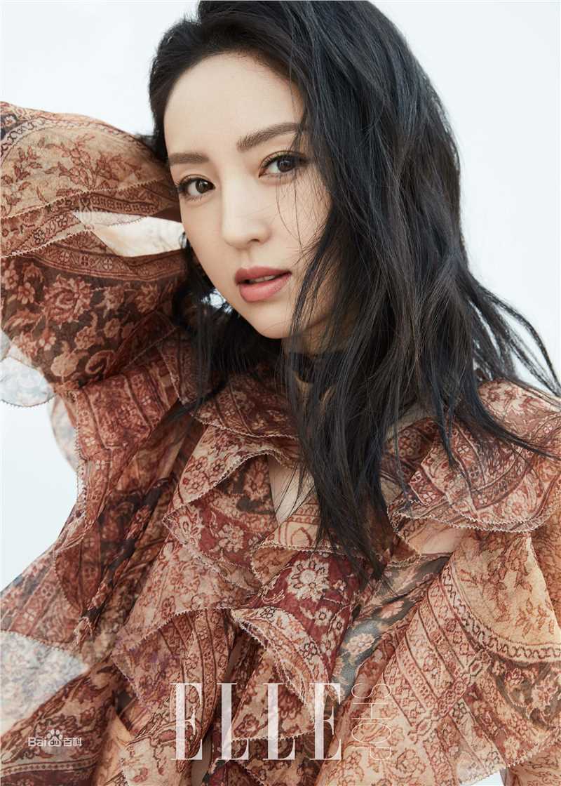 最优质董璇(Dong Xuan)在《ELLESHOP》中的相册