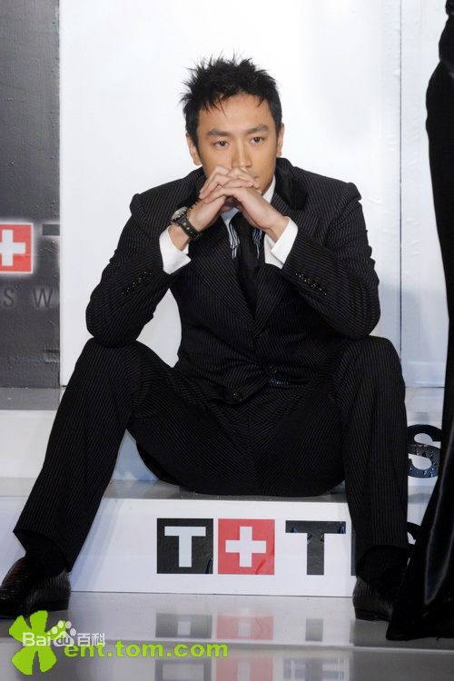 林佑威(Lin Youwei)前后照片