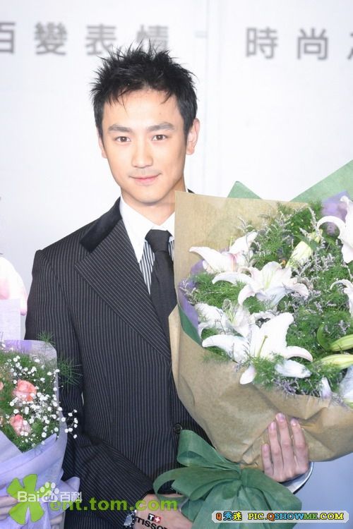 林佑威(Lin Youwei)前后照片