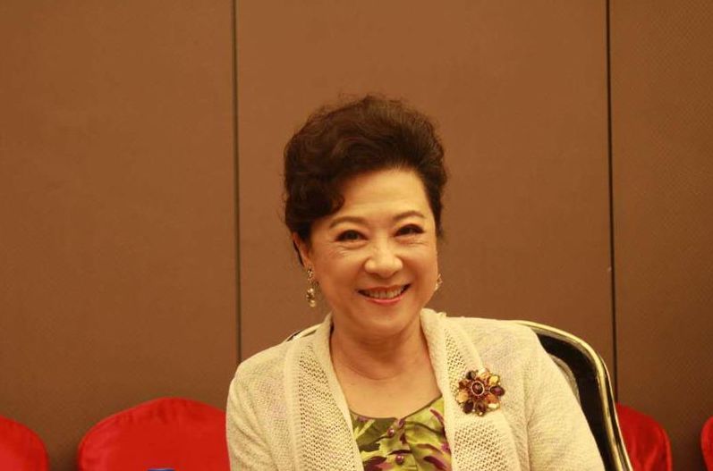 《王馥荔》封面图片