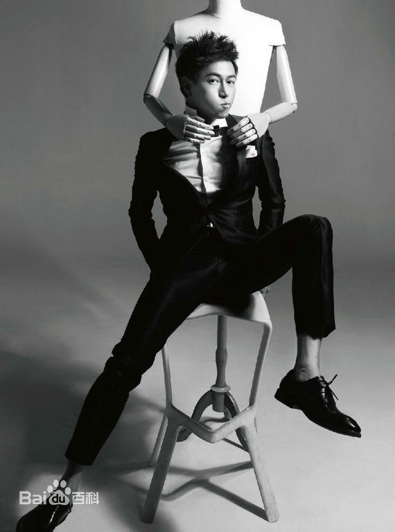 最优质陈键锋(Sammul Chan)在《金鹰报》中的