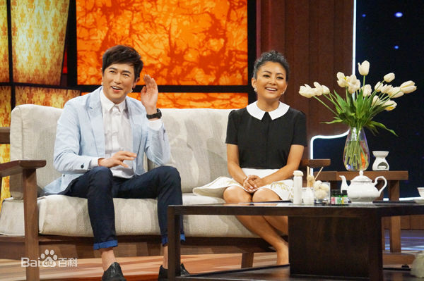 高清陈键锋(Sammul Chan)在作客《非常静距离》中的图集