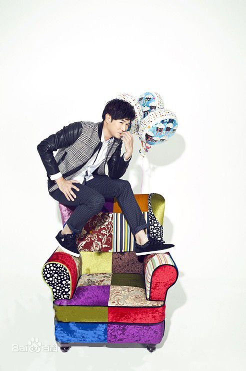 陈键锋(Sammul Chan)最新《运动休闲》杂志拍摄壁纸