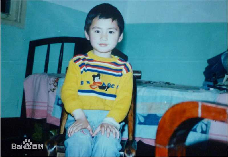 袁弘(Justin)童年照图册