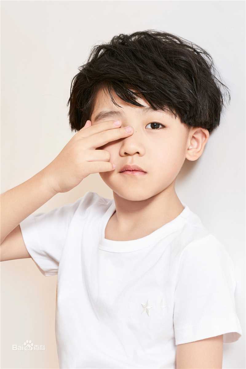 《吕云骢》封面图片