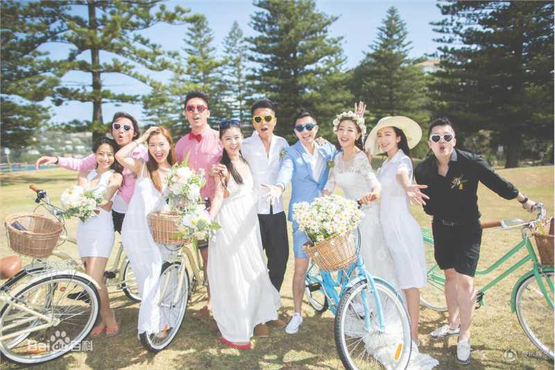 邓家佳(Deng Jiajia)婚礼图片图册