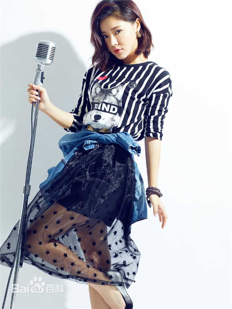 最优质邓家佳(Deng Jiajia)在《新世界》中的