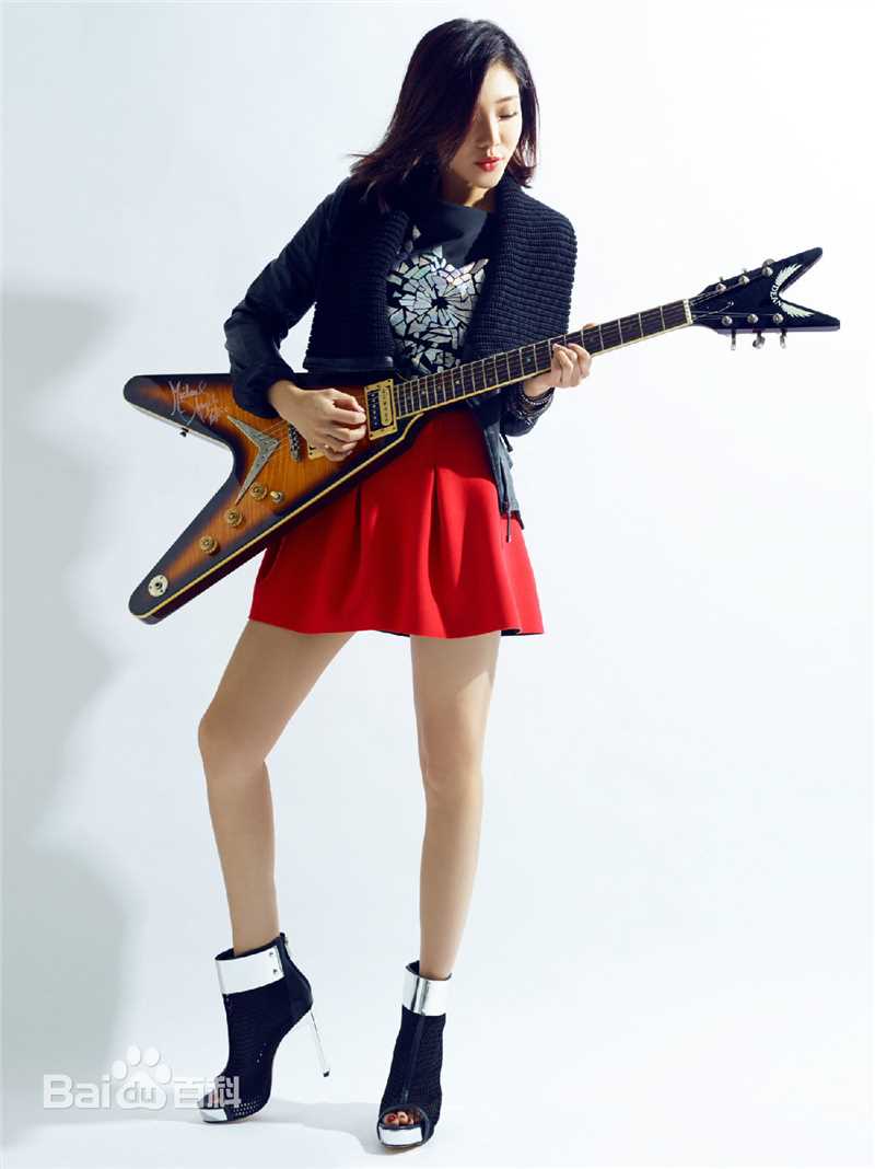 最优质邓家佳(Deng Jiajia)在《新世界》中的