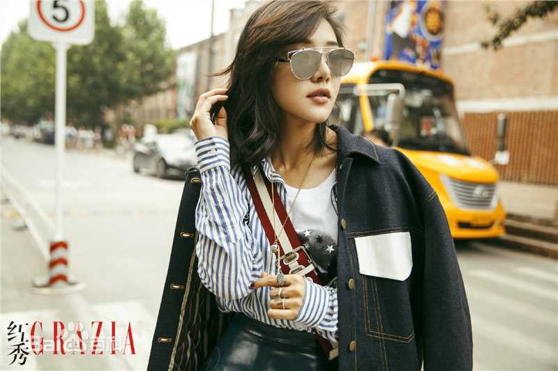 邓家佳(Deng Jiajia)在《红秀》中的