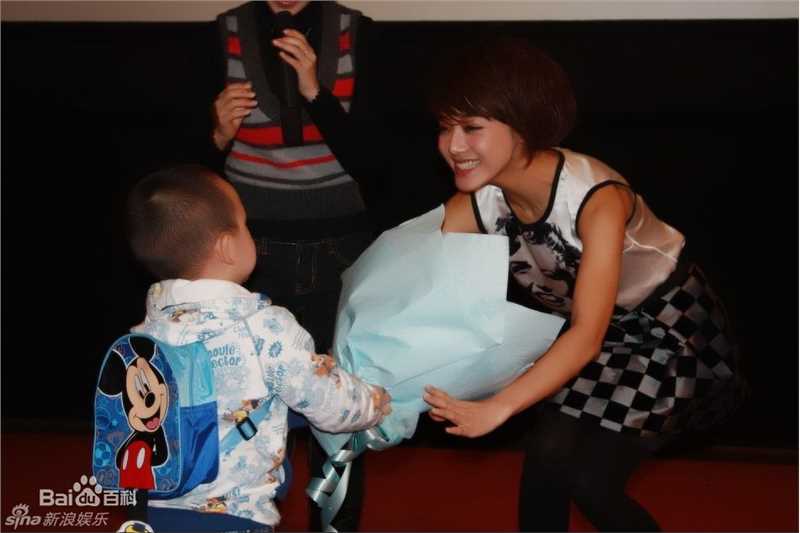 最全邓家佳(Deng Jiajia)精彩图册