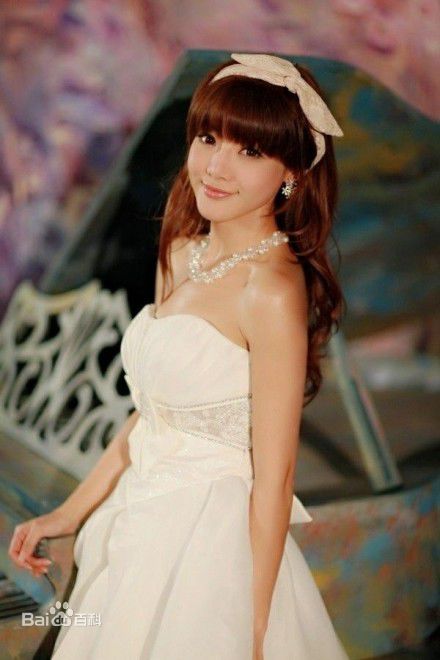 精选邓家佳(Deng Jiajia)精彩图册