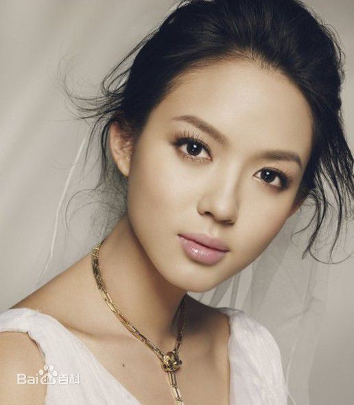 张梓琳(Eilin(Eileen))结婚照前后照片