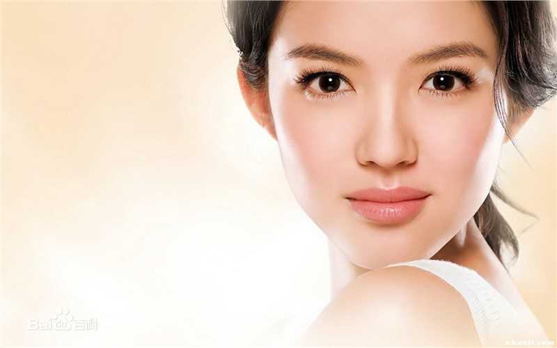 张梓琳(Eilin(Eileen))某知名品牌代言照壁纸壁纸