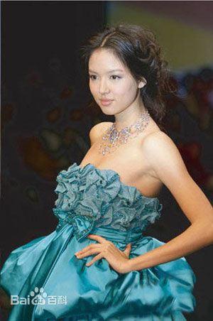 张梓琳(Eilin(Eileen))走秀照图册