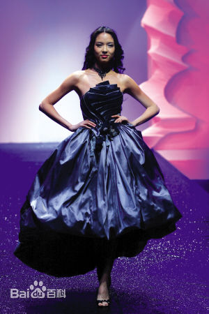 张梓琳(Eilin(Eileen))走秀照图册