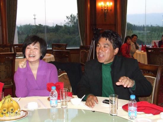 《朱时茂》精彩图册