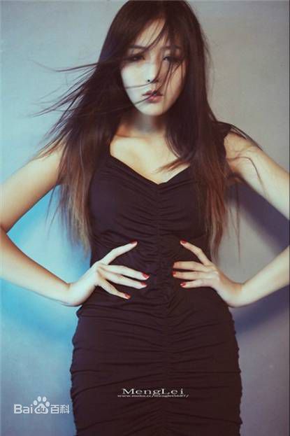 杨若兮平面作品